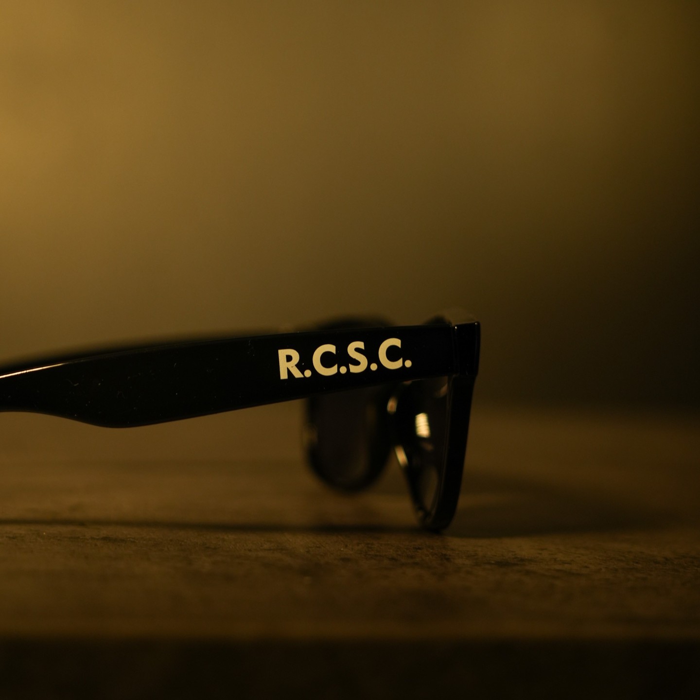 Lunettes solaires noires