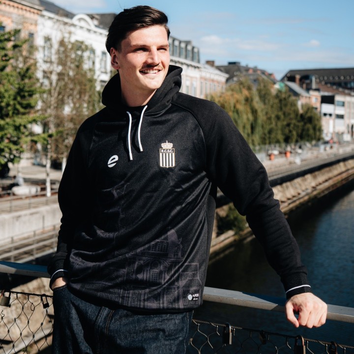 Pull à capuche "Pays Noir"