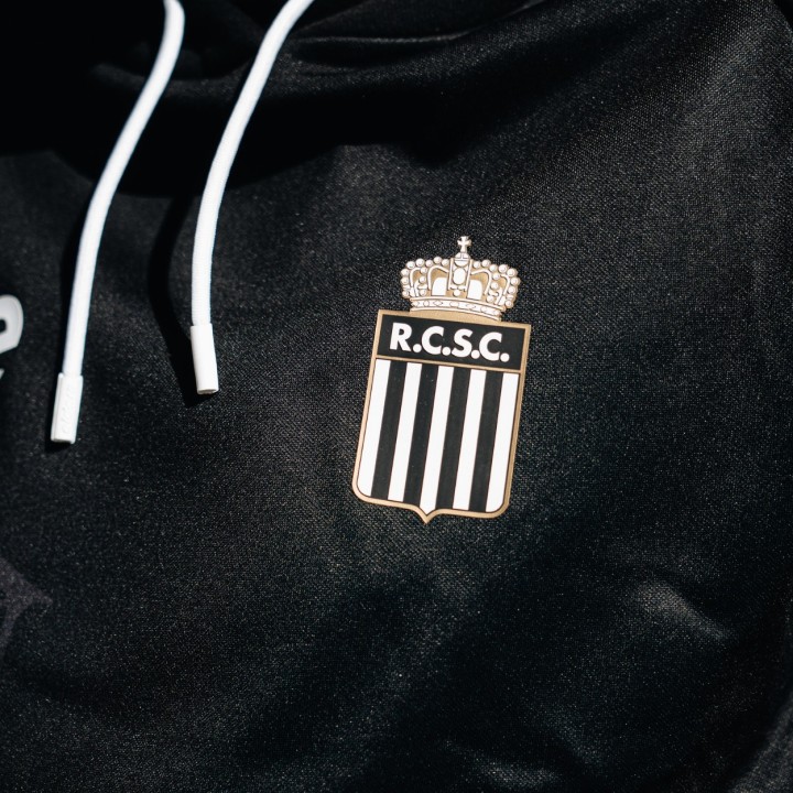 Pull à capuche "Pays Noir"